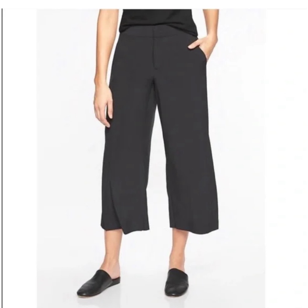 Athleta Tribeca Crop Pant Black Sz 8
